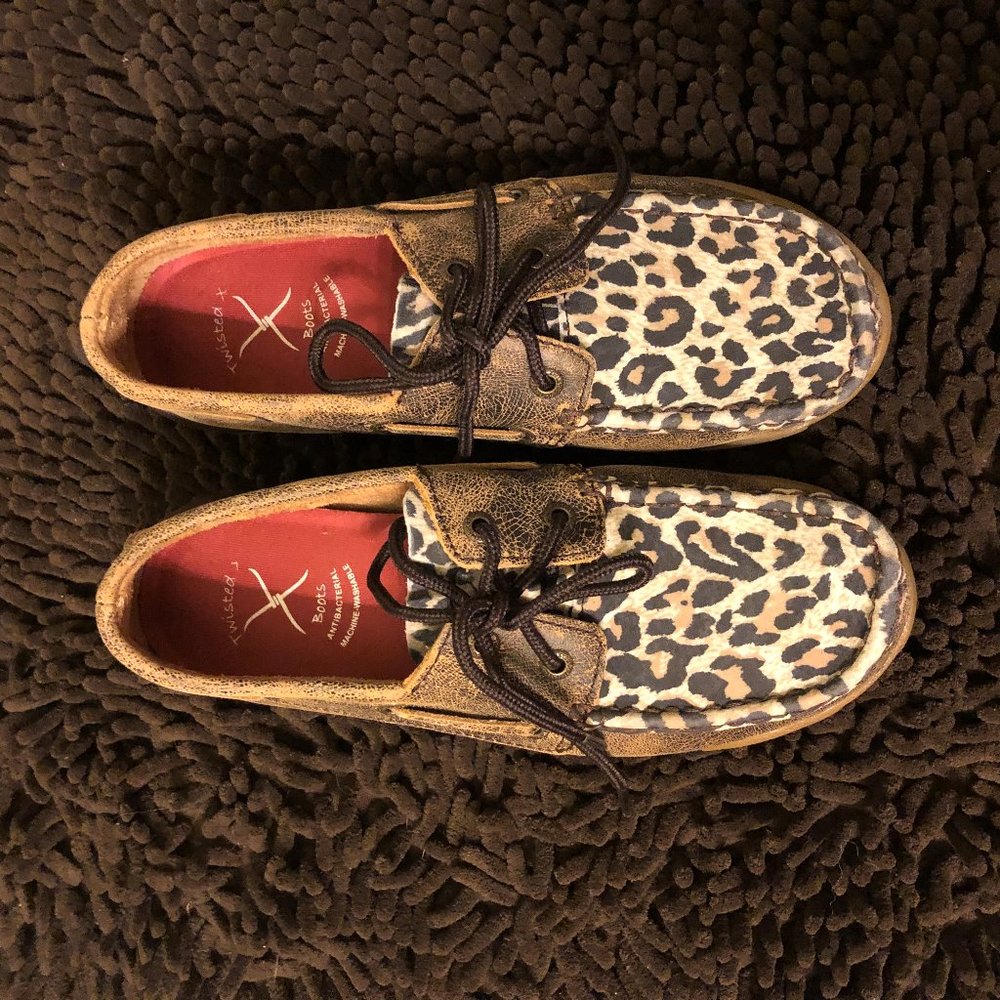 Twisted X Cheeta Print Driving Mocs